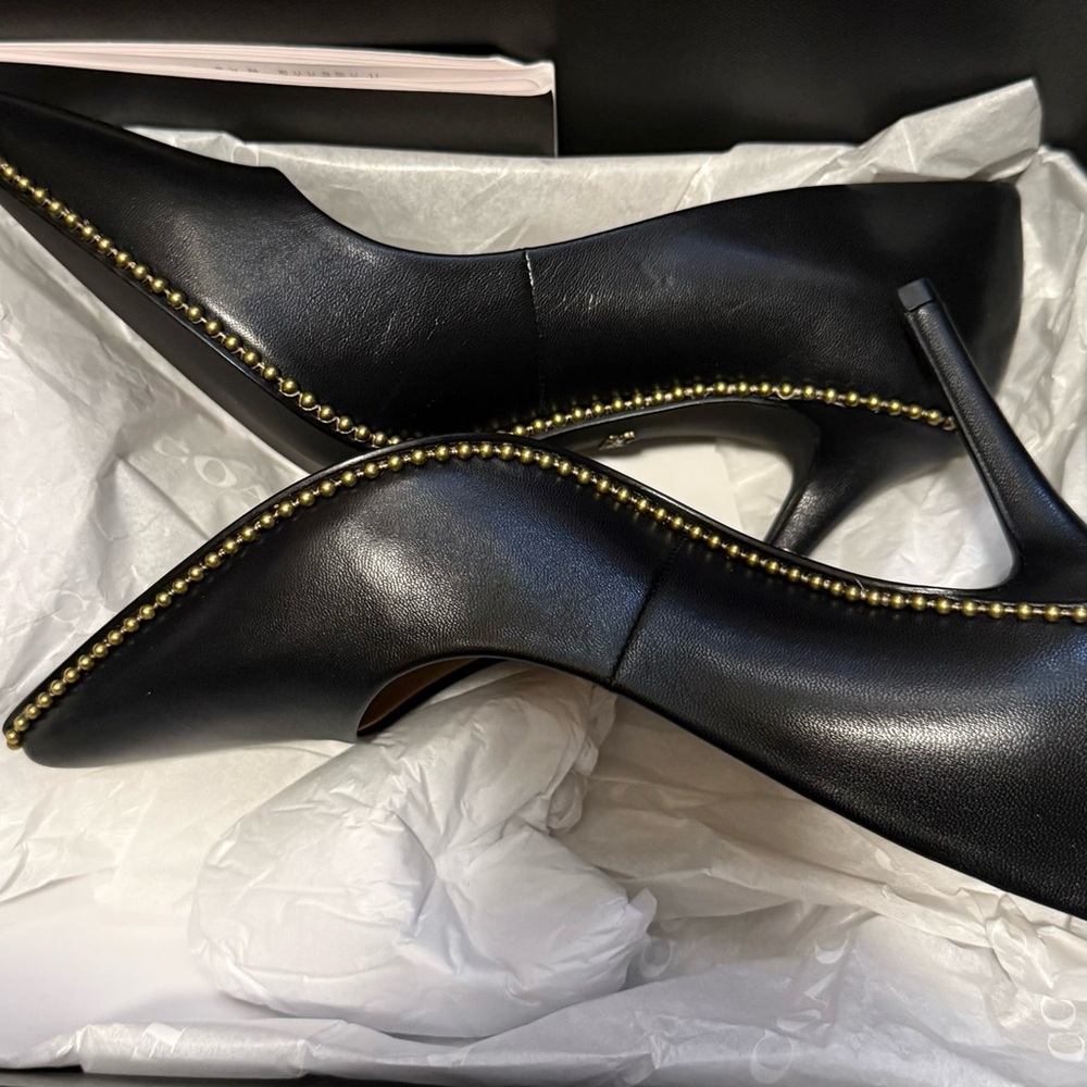 Coach brand new pumps